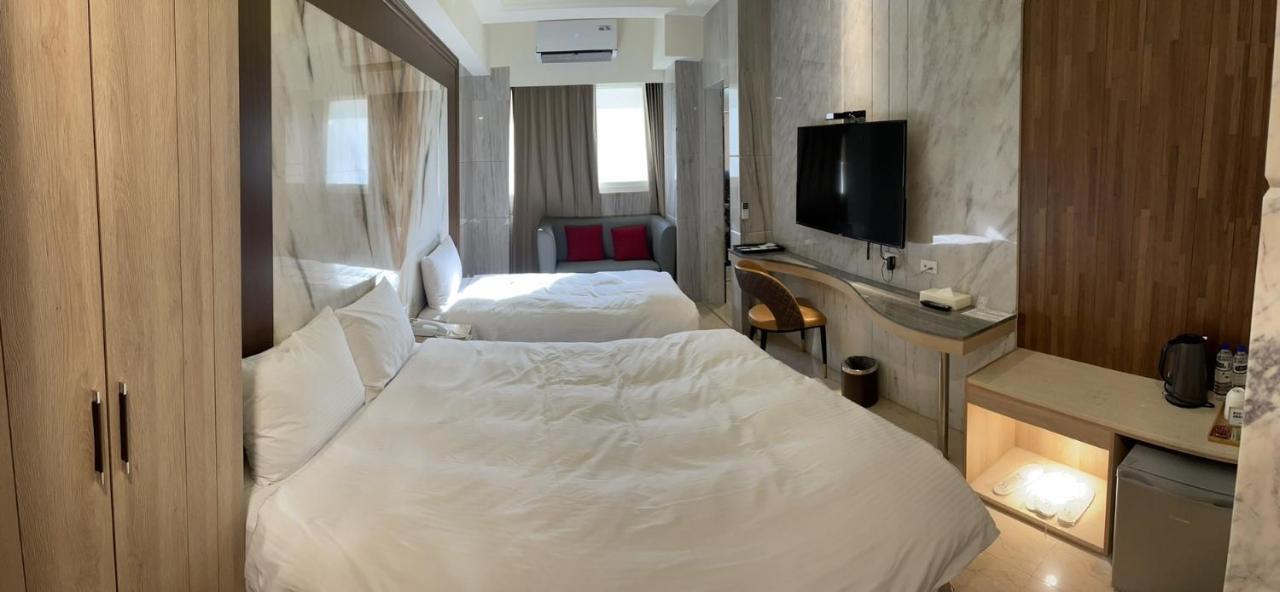 Hotel Maple Taiwan Boulevard Tchaj-čung Exteriér fotografie